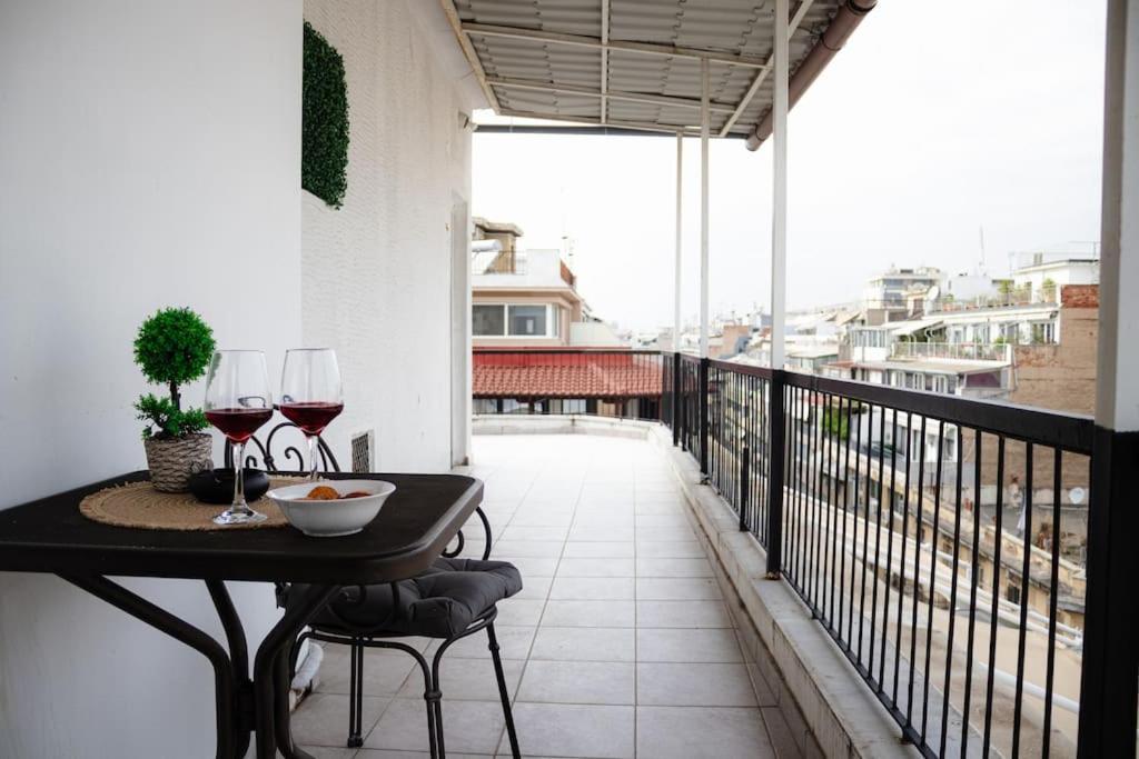 Bedcity Apartment In The Center Of Salonic Exterior foto